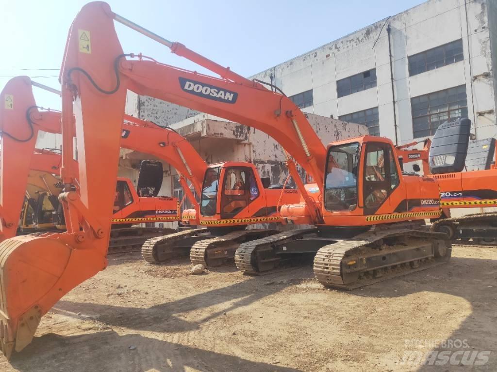 Doosan DH220LC-7 Escavadoras de rastos