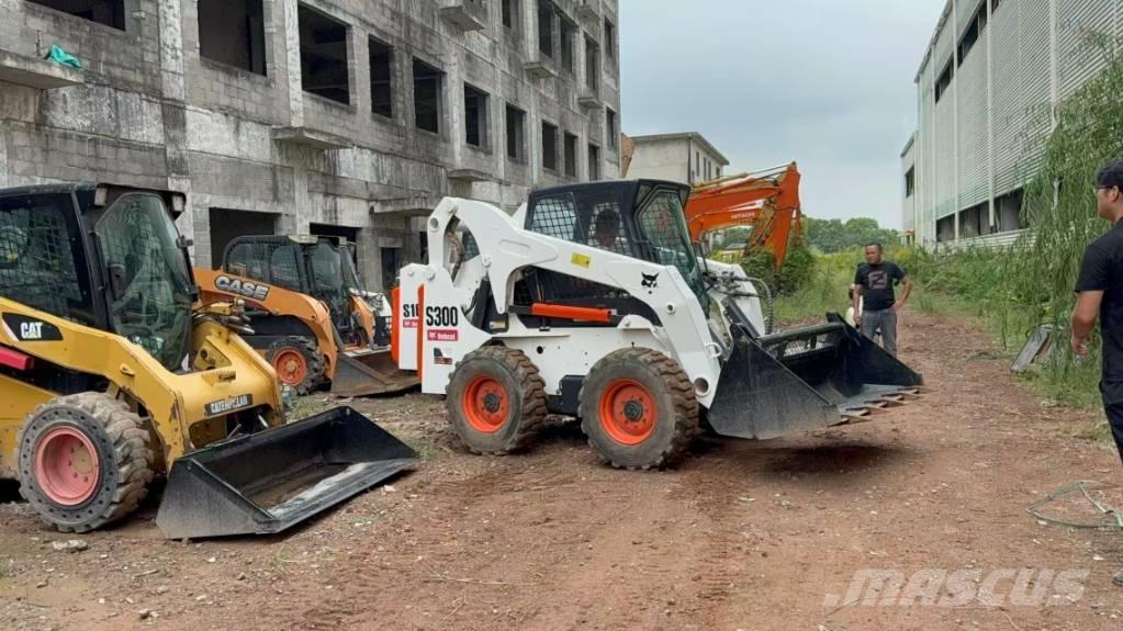 Bobcat S300 Carregadoras de direcção deslizante
