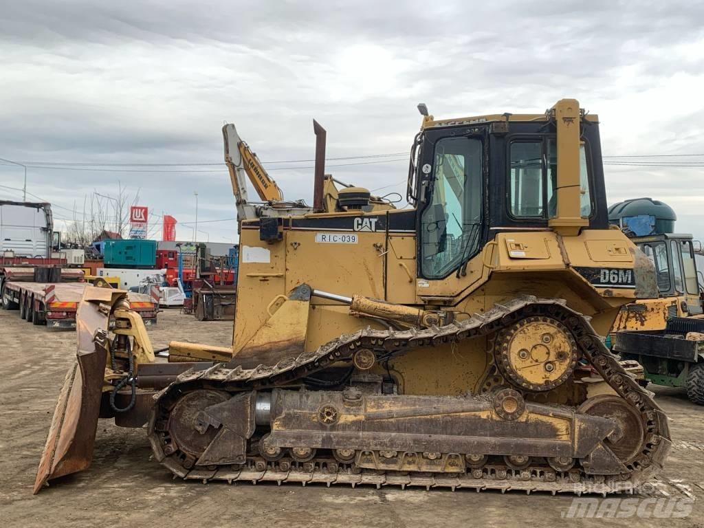 CAT D 6 M XL Dozers - Tratores rastos