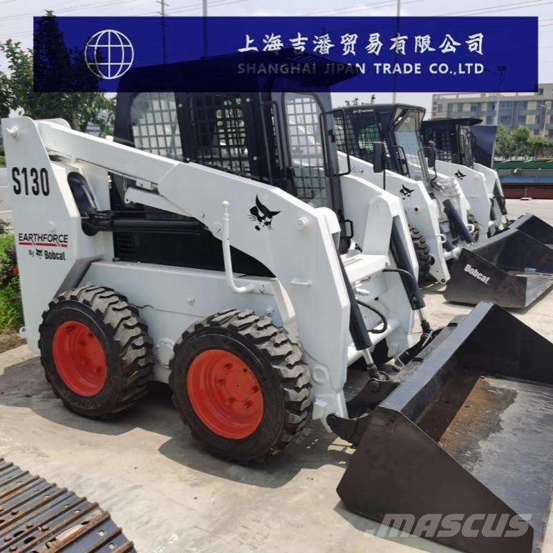 Bobcat S 130 Carregadoras de direcção deslizante