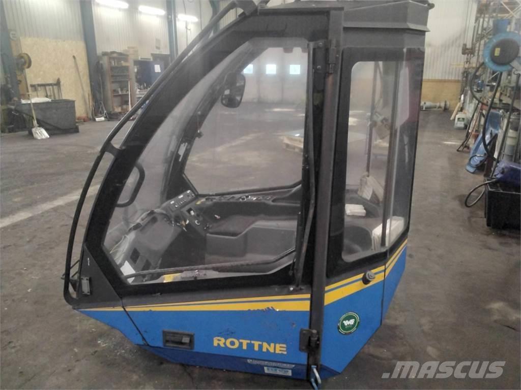 Rottne H20 Cabines e interior