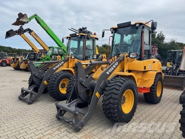 Volvo L 30 HS Pás carregadoras de rodas