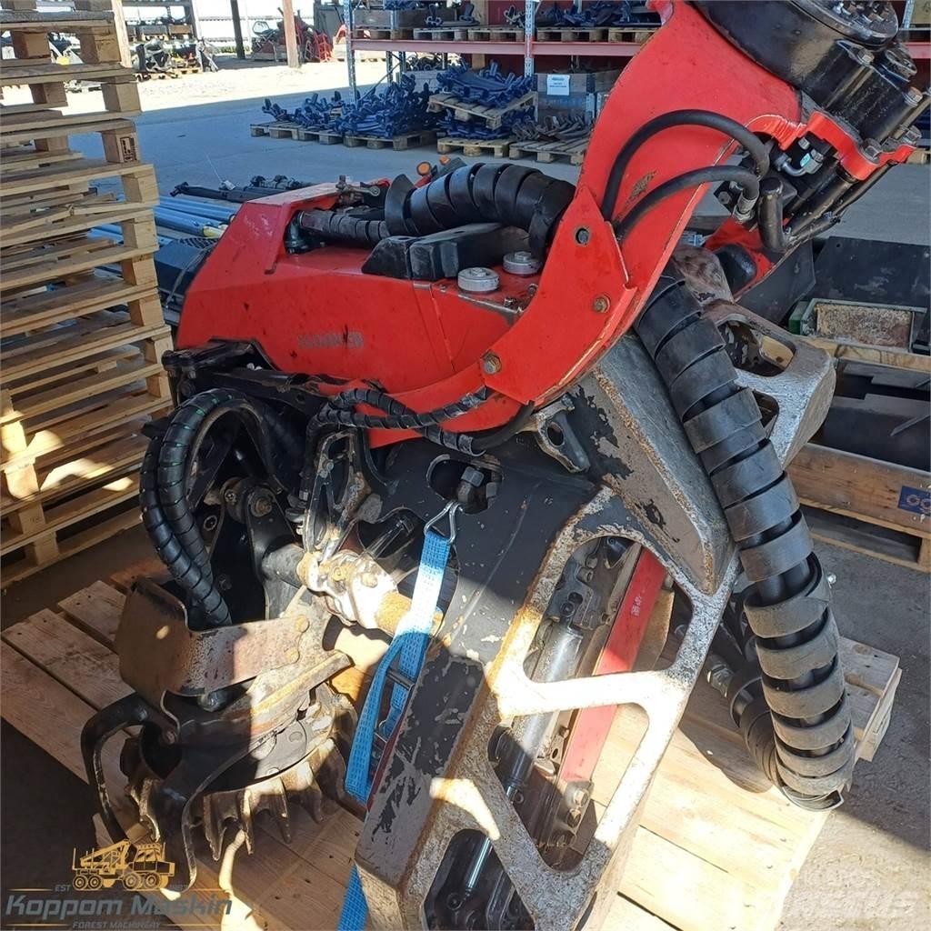 Komatsu C124 Cabeças de ceifeiras
