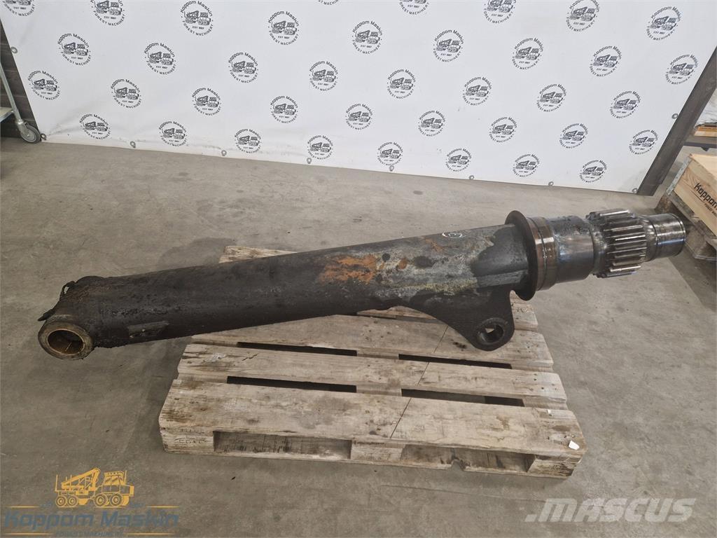 Komatsu 130F Gruas carregadoras transportadoras