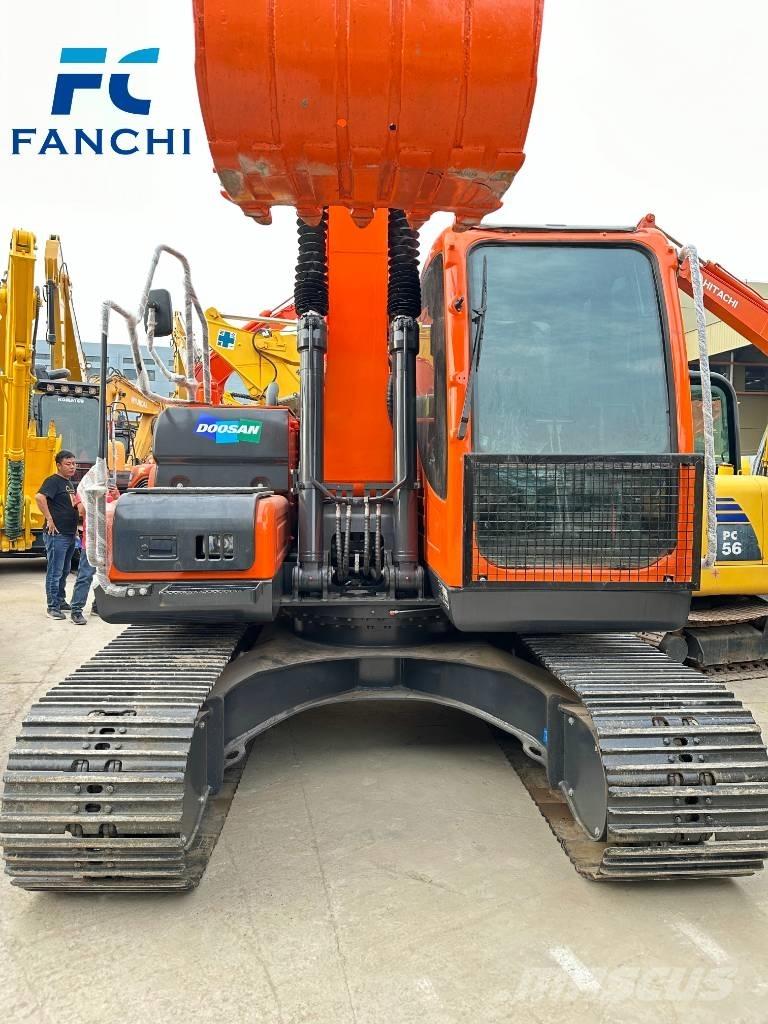 Doosan dx150 Escavadoras de rastos
