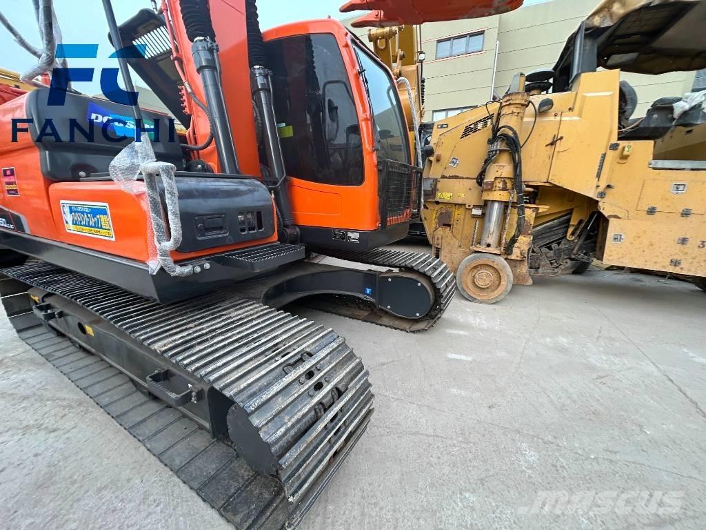 Doosan dx150 Escavadoras de rastos