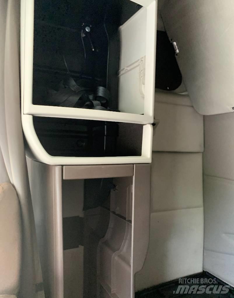 Volvo VNL 42 670 Tractores (camiões)