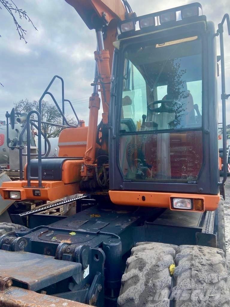Doosan DX 160 W-3 Escavadoras de rodas