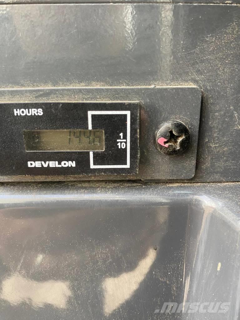 Develon DX 27 Z-7 Mini Escavadoras <7t