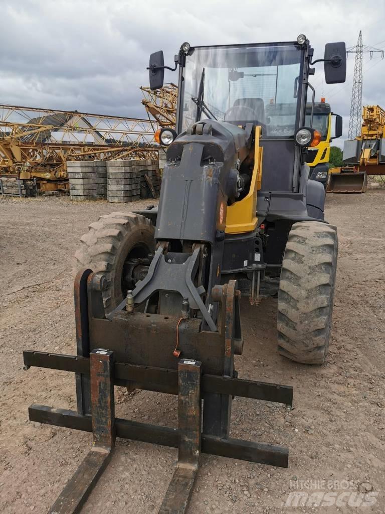 Mecalac AS 700 Pás carregadoras de rodas