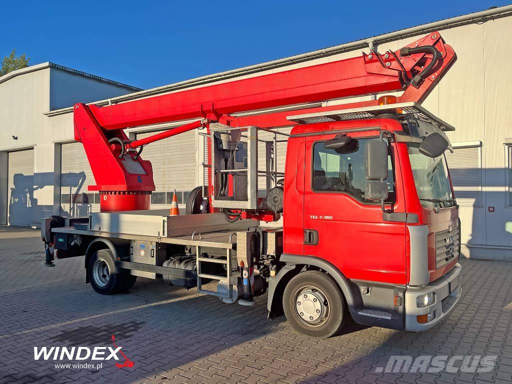 Wumag WT 250 Plataformas aéreas montadas em camião
