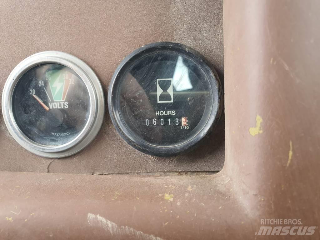 Dresser TD 25 G Dozers - Tratores rastos