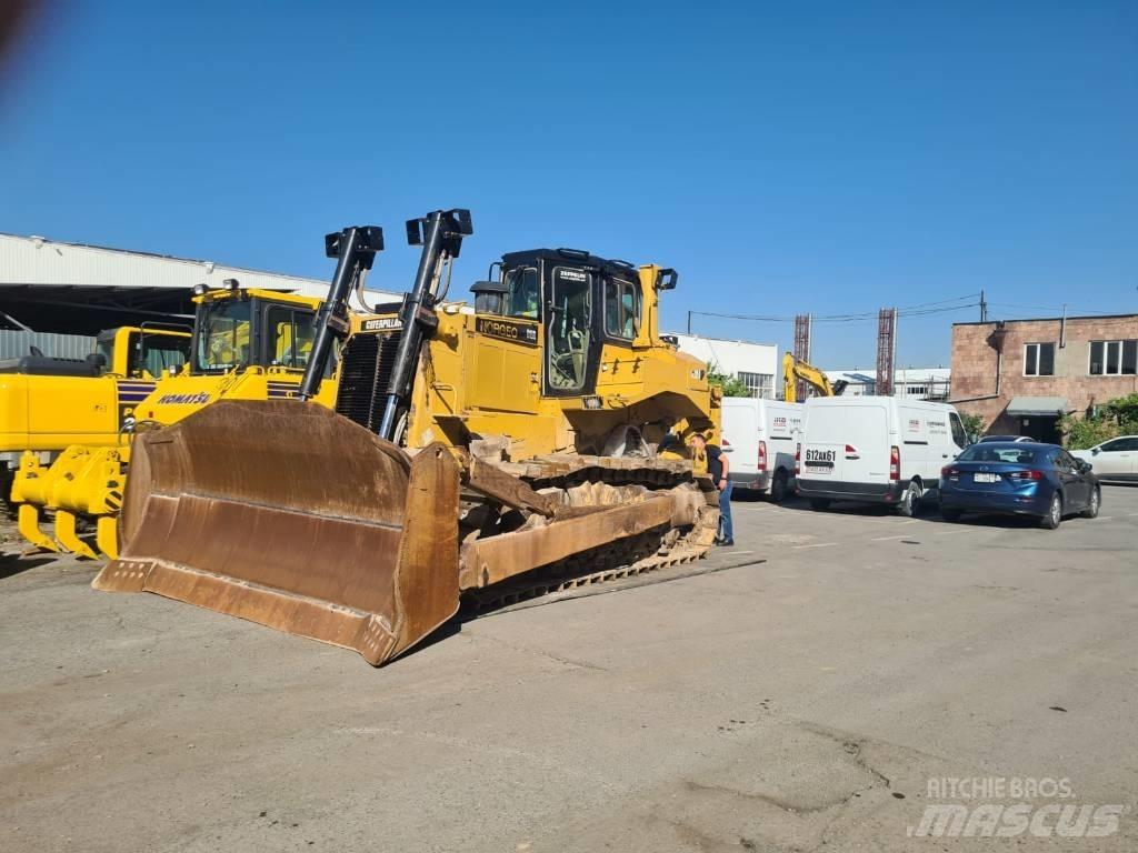 CAT D8R Dozers - Tratores rastos