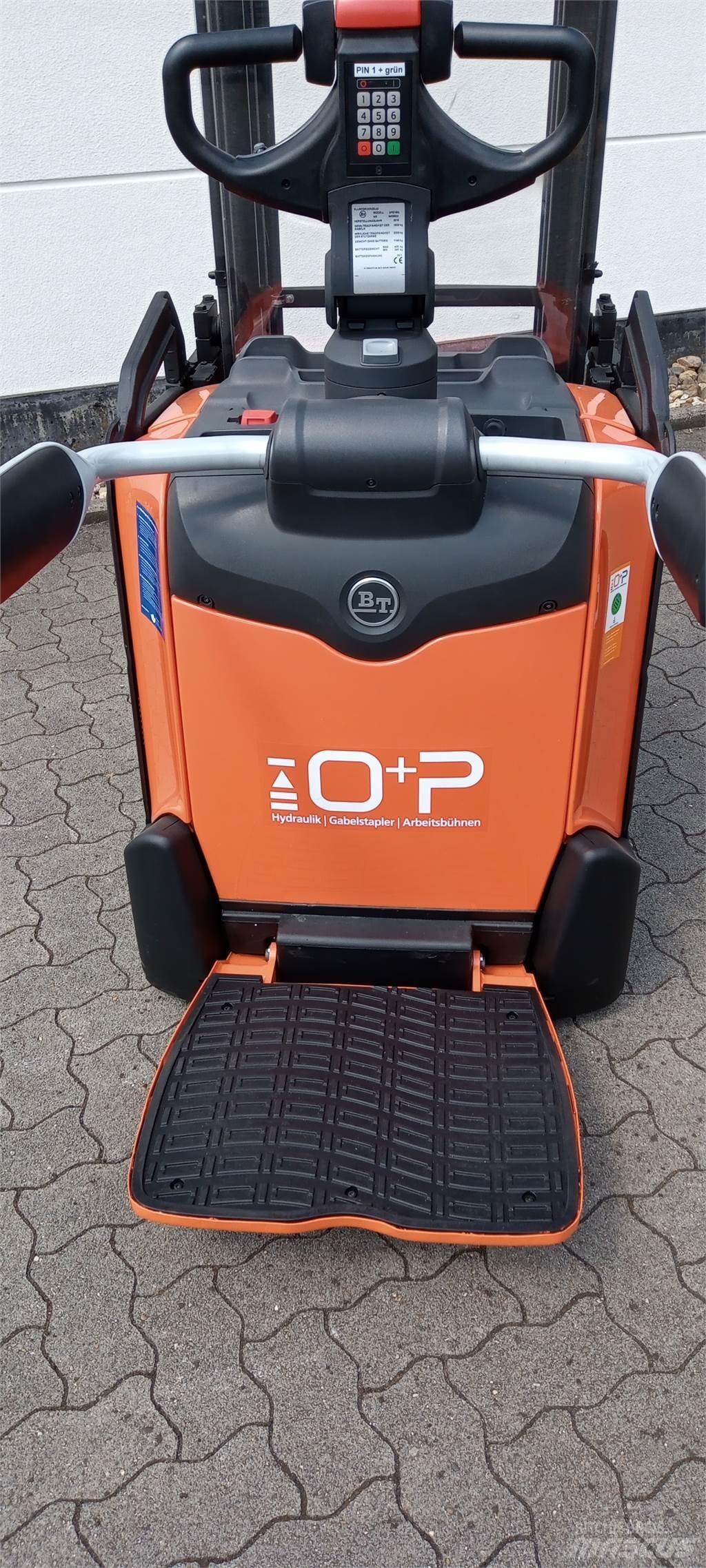 Toyota SPE160L Empilhador para operador externo