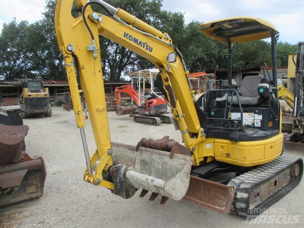 Komatsu PC 26 MR-3 Mini Escavadoras <7t