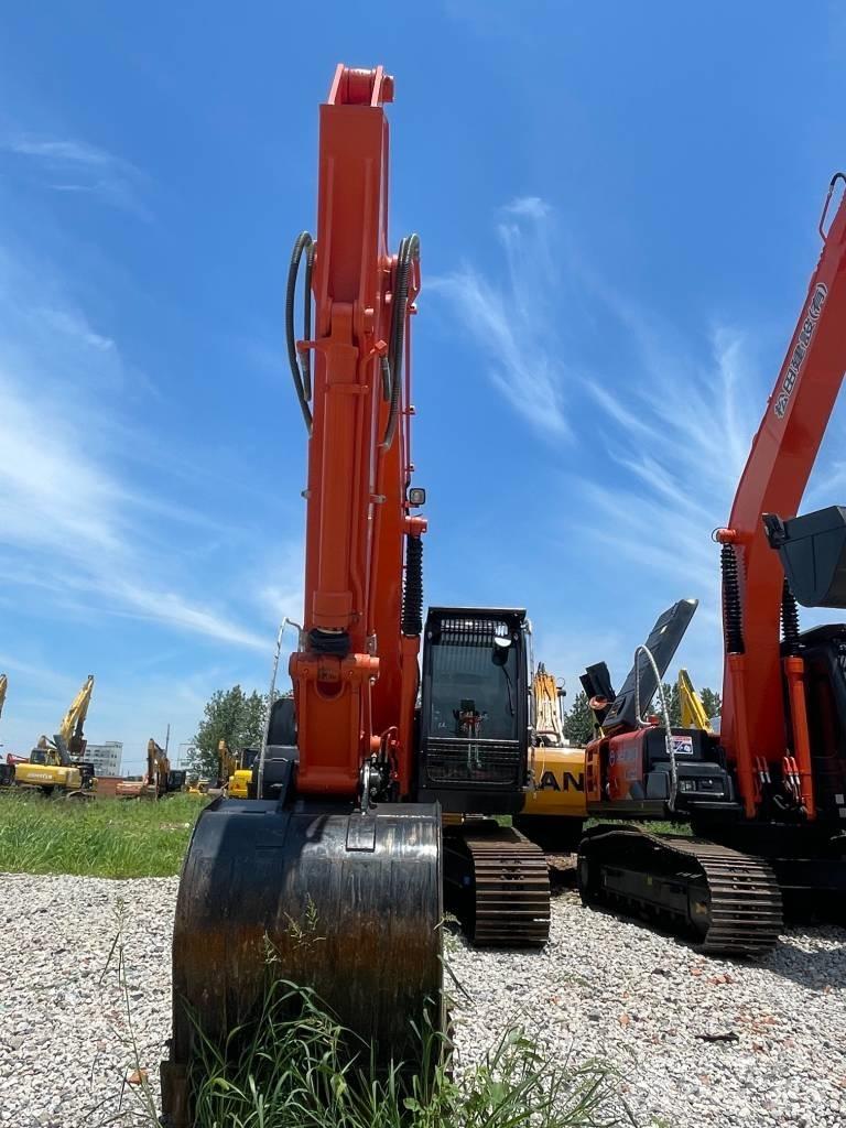 Hitachi ZX 200 Escavadoras de rastos