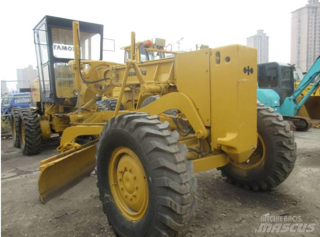 Komatsu GD 623 Motoniveladoras