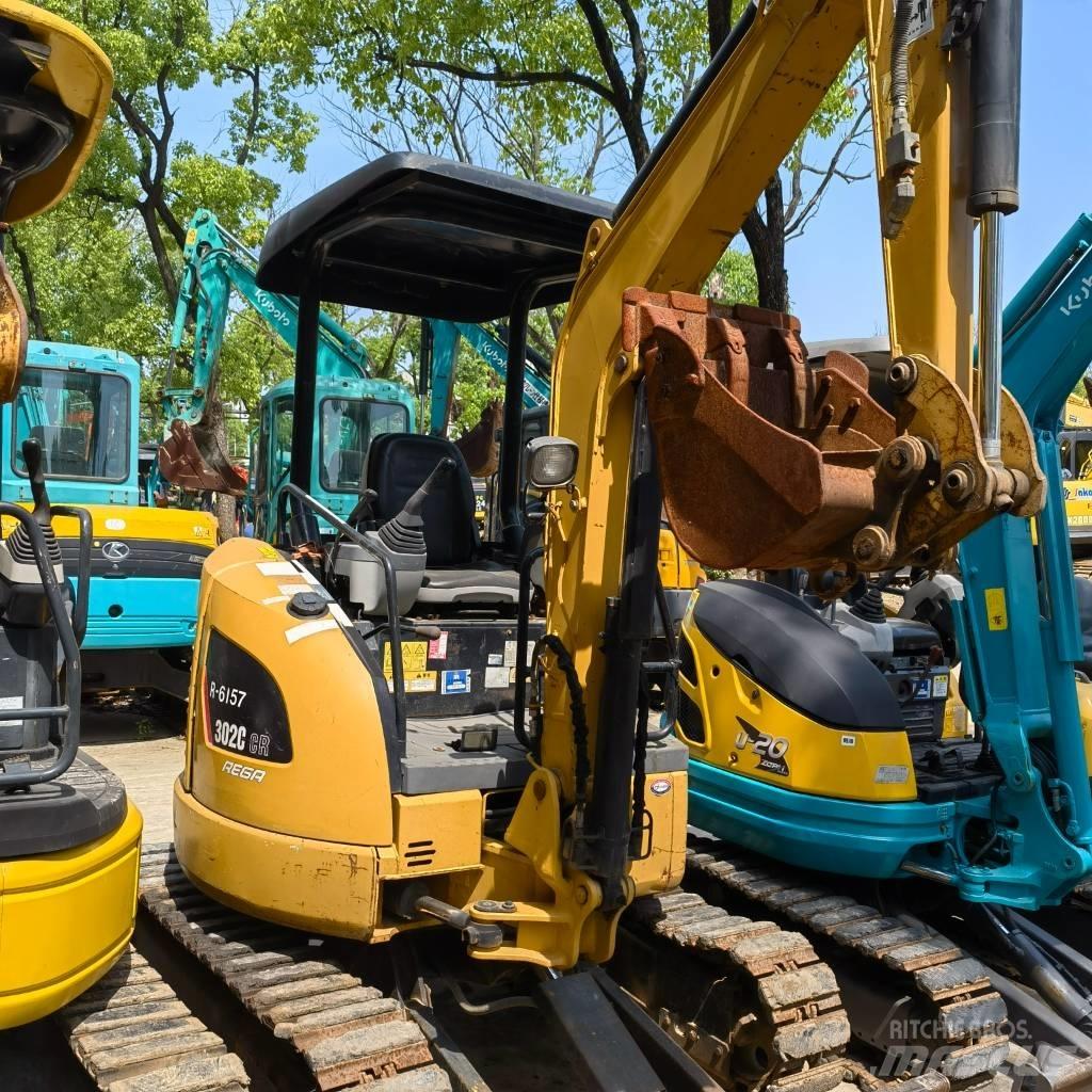 CAT 302 Mini Escavadoras <7t