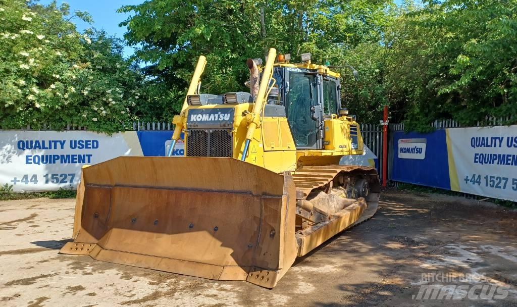 Komatsu D65WX-18 Dozers - Tratores rastos