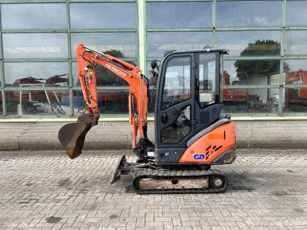 Hitachi ZX 18-3 CLR Mini Escavadoras <7t
