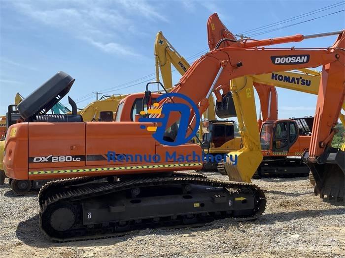 Doosan DX 260LC Escavadoras de rastos