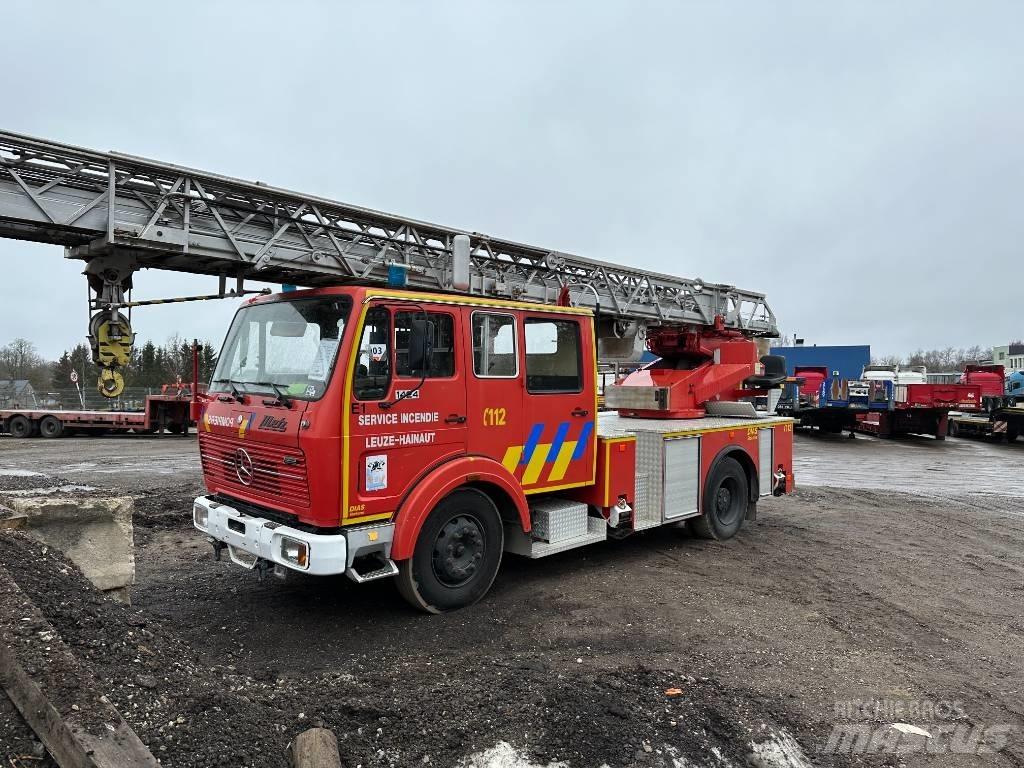 Mercedes-Benz 1424F Carros de bombeiros