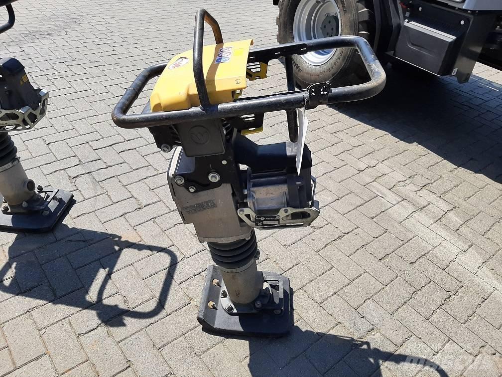 Wacker Neuson AS60e Saltitões