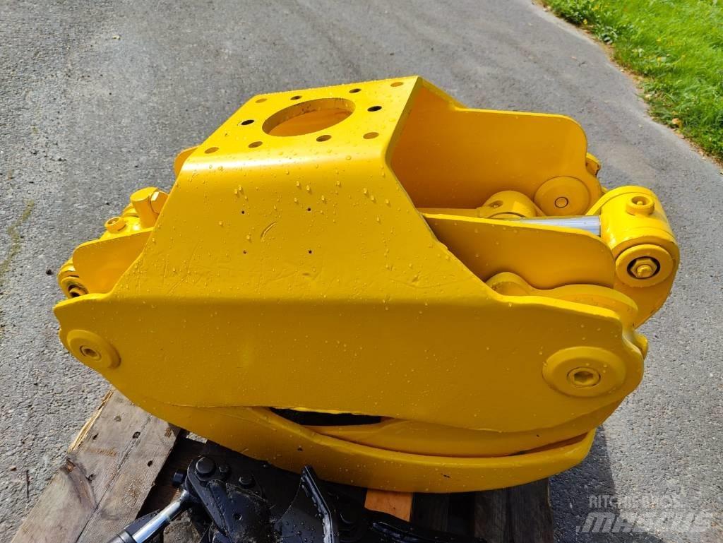 Komatsu G 28 Garras