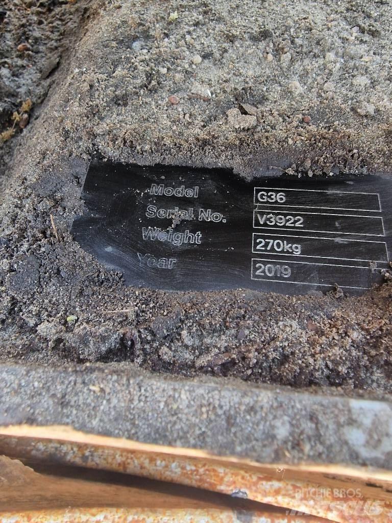 Komatsu G36 Maquinaria Florestal - Outros
