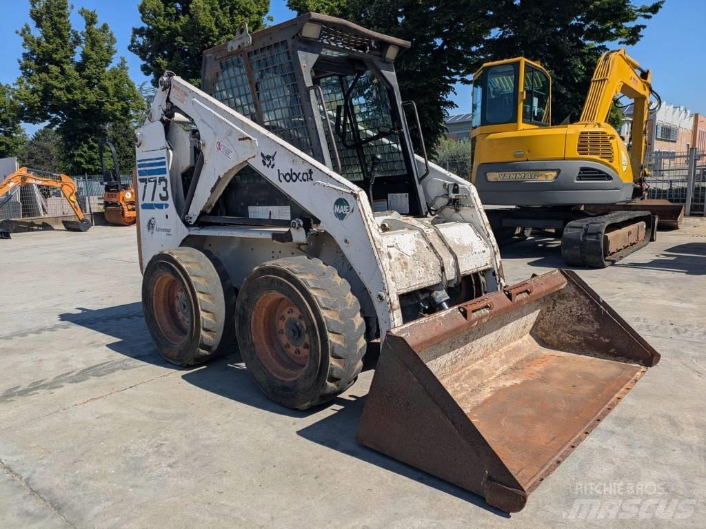 Bobcat 773 Carregadoras de direcção deslizante
