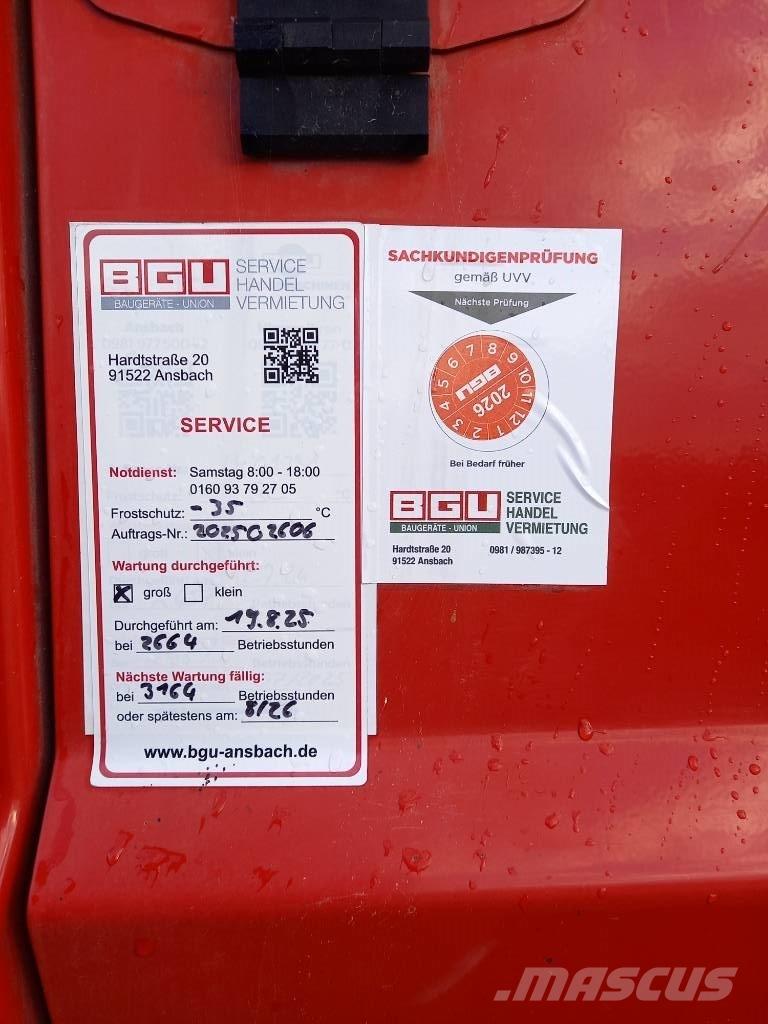 Manitou 220 TJ + Elevadores braços Telescópicos