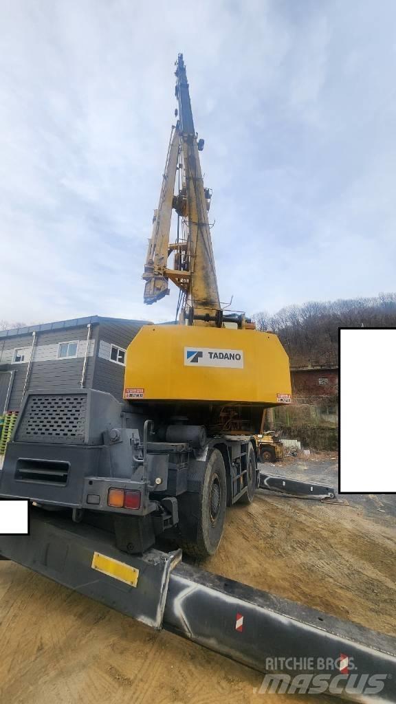 Tadano TR250M-5 Gruas Fora-de-estrada