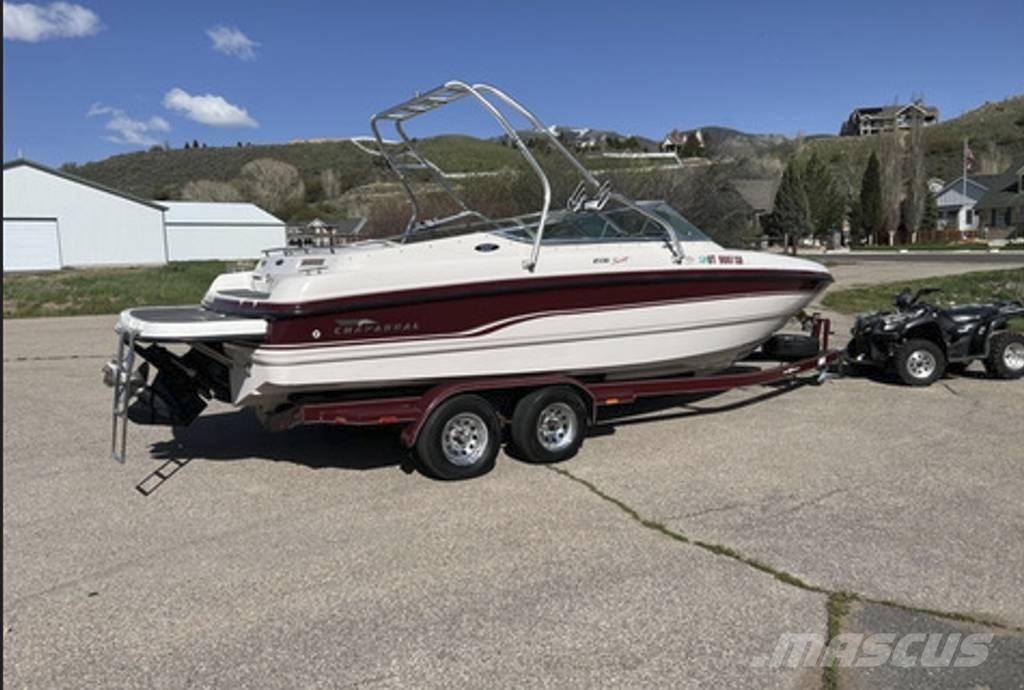  Chaparral 2330 SS Batelões / barcaças e pontões