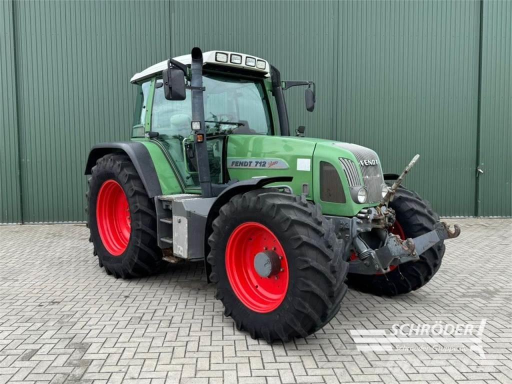 Fendt 712 VARIO Tratores Agrícolas usados