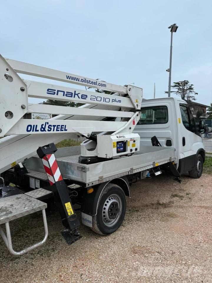 Oil & Steel 20.10 Plus Plataformas aéreas montadas em camião