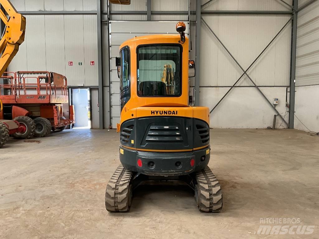 Hyundai 30 Z-9AK Mini Escavadoras <7t