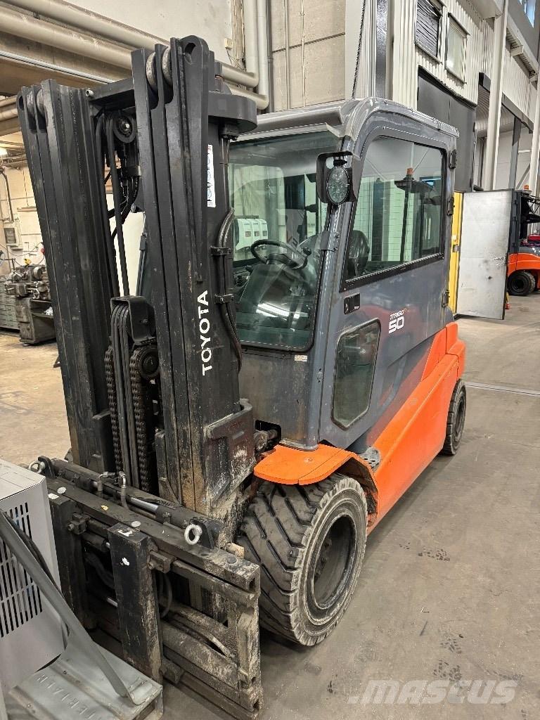 Toyota 8FBMT50 Empilhadores eléctricos