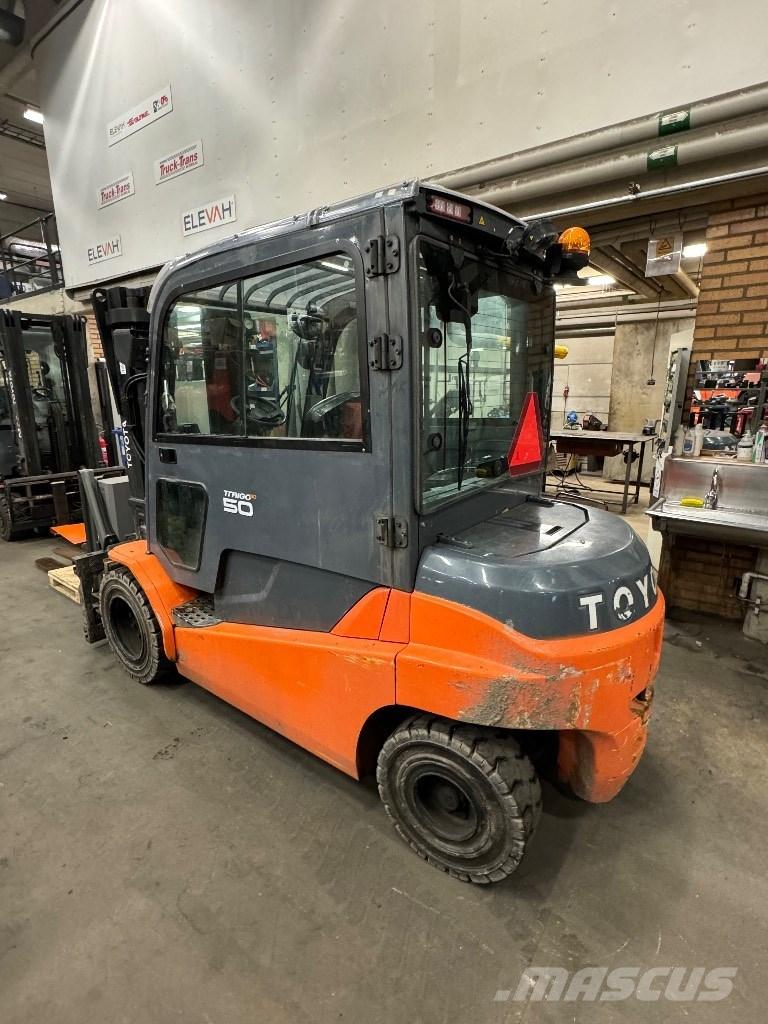 Toyota 8FBMT50 Empilhadores eléctricos