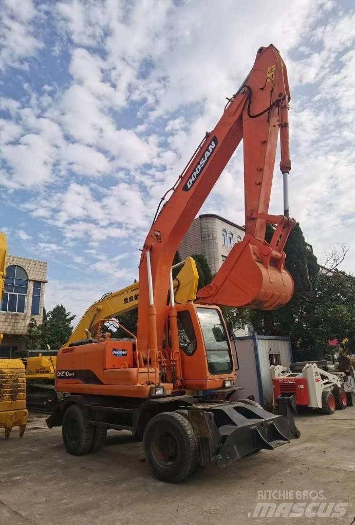 Doosan DH 210 W-7 Escavadoras de rodas
