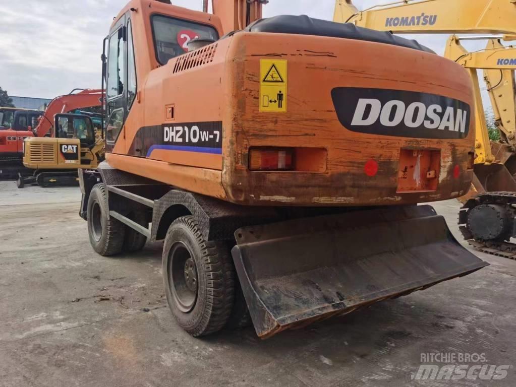 Doosan DH 210 W-7 Escavadoras de rodas