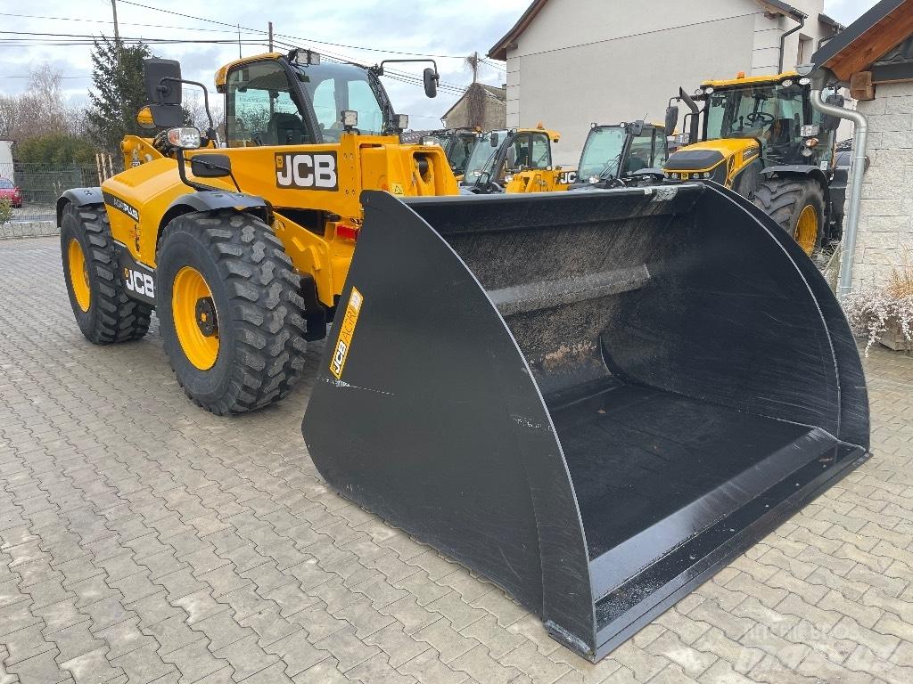 JCB 560-80 AGRI PLUS Manipuladores telescópicos