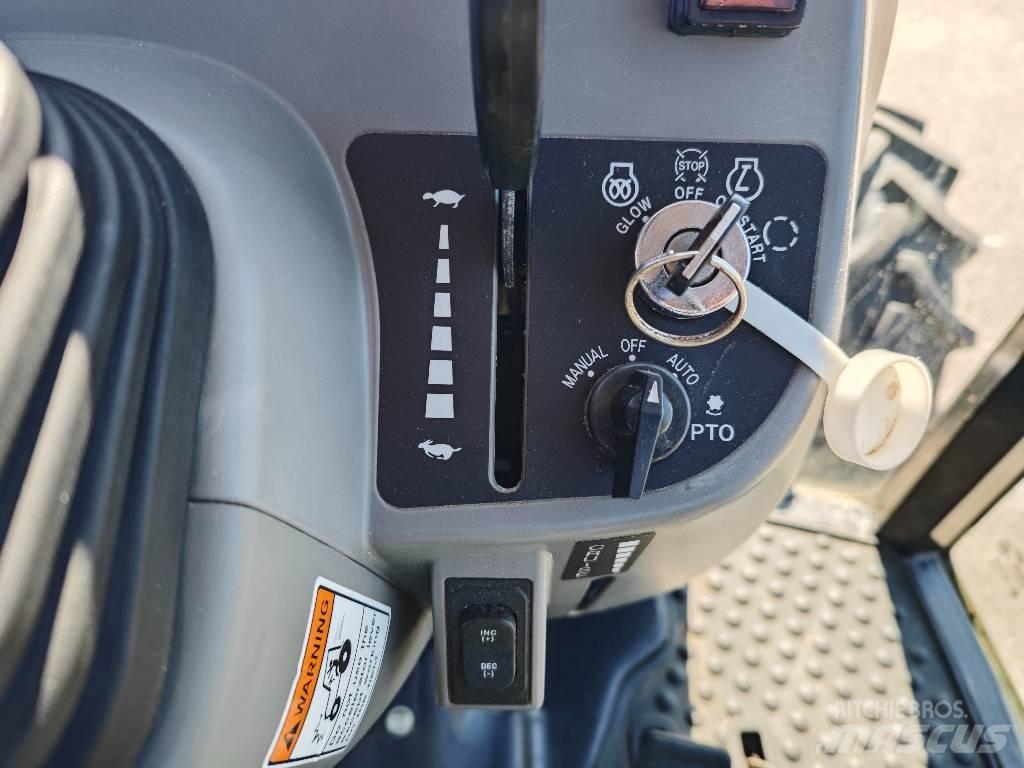TYM T503 HST Portadores de ferramentas utilitárias