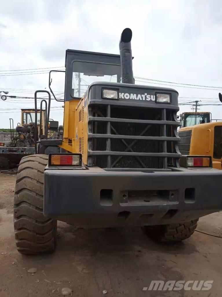 Komatsu WA 320-3 Pás carregadoras de rodas