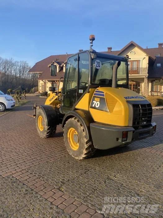Komatsu WA 70-6 Pás carregadoras de rodas