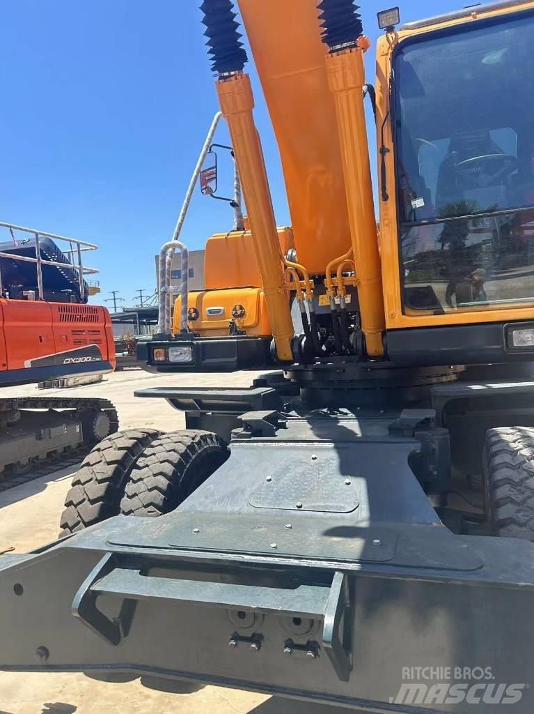 Hyundai R210W-9 Escavadoras de rodas