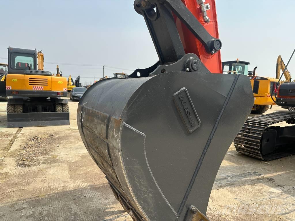 Doosan DX 225LC-9C Escavadoras de rastos