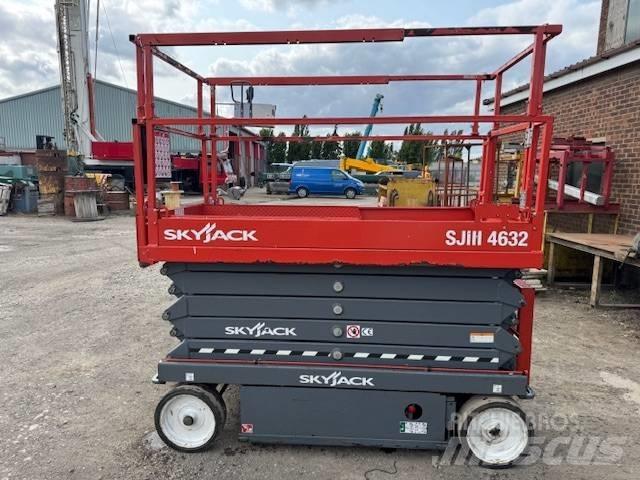 SkyJack SJ 4632 Elevadores de tesoura