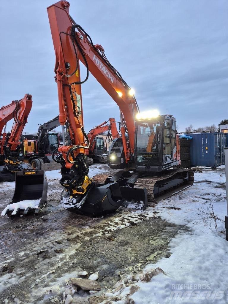Hitachi ZX 135 US-7 Escavadoras de rastos
