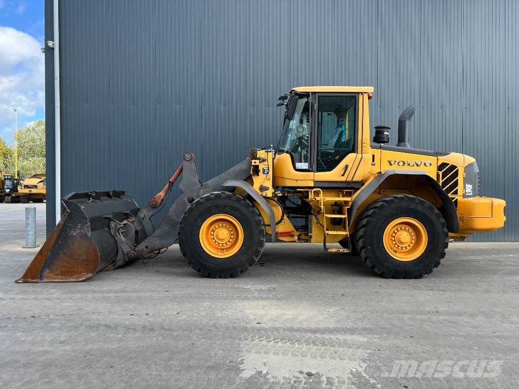 CAT L90F Pás carregadoras de rodas