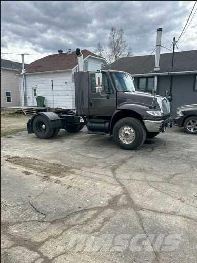 International 4400 Tractores (camiões)
